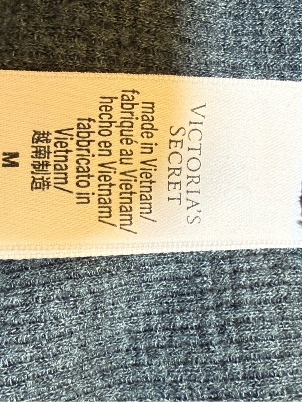 Victoria's Secret Glow Waffle Pullover Bike Short Set Size Medium - Picture 6 of 7
